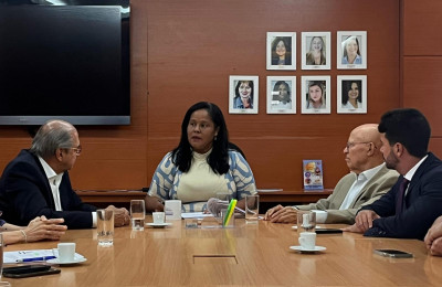 GACC-BA e Prefeitura de Salvador levam arte a crianças com câncer